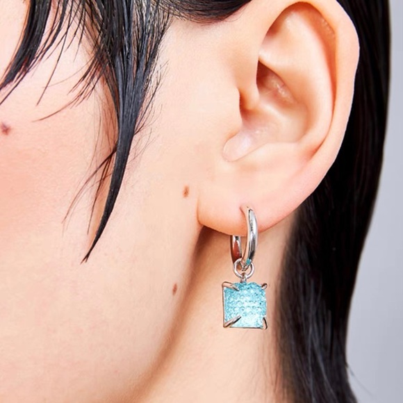 Dangle earrings ,silver Huggie hoops, silver drop earrings, dangle drop earrings - Picture 6 of 6